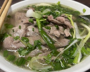 Phở gia truyền 49A Bát Đàn nức tiếng, từ phố cổ Hà Nội sang Úc