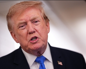 Quan chức Nhà Trắng tiết lộ ông Trump thường gọi cho cấp dưới lúc 2h, 4h sáng