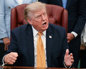 Ông Trump tức giận vì lãnh đạo dầu khí Chevron không biết ơn công lao chính quyền Mỹ