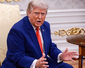 Bắt người mang theo vũ khí gần sân golf của ông Trump trước chuyến thăm ở California