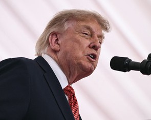 Ông Trump phát biểu gây 'sốc' về lãnh thổ Ireland