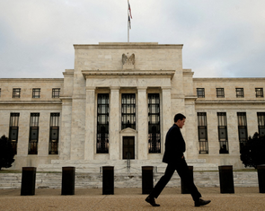 Fed có hạ lãi suất trước sức ép từ ông Trump?