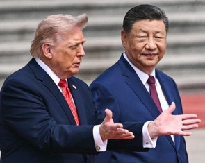 Vì sao ông Trump đích thân ra sân bay đón ông Tập là chuyện hiếm có?