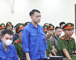 Sản xuất sữa giả cho cả trẻ sơ sinh và bà bầu, hai ‘ông trùm’ chi 150.000 USD chạy án