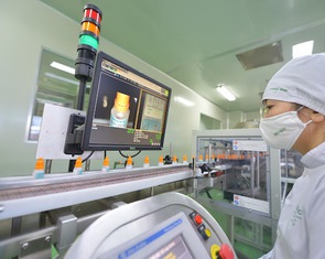 Công nghiệp dược Việt Nam: Vẫn đứng trên chân người khác