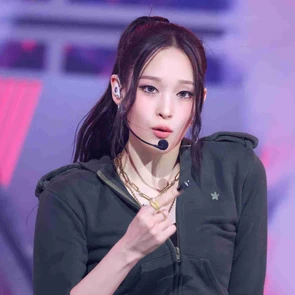 Tiểu thư tài phiệt tự viết nên hành trình Kpop của riêng mình cùng Allday Project