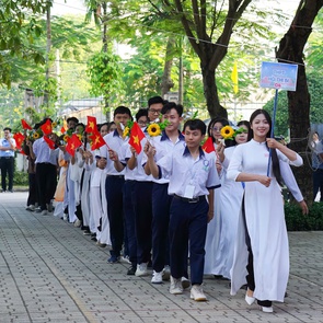 Khoảnh khắc trại sinh rạng rỡ trong Hội trại truyền thống 9-1