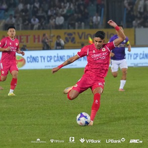 Thắng Ninh Bình, Công An Hà Nội xây chắc ngôi đầu