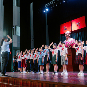 Hướng dẫn thực hiện Nghi thức Đội: Các khẩu lệnh chỉ huy Đội cần ghi nhớ