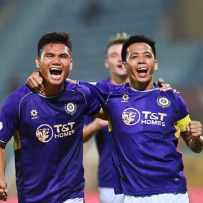 Vòng 19 V-League 1, CLB Hà Nội đánh bại Becamex TP.HCM 4-2