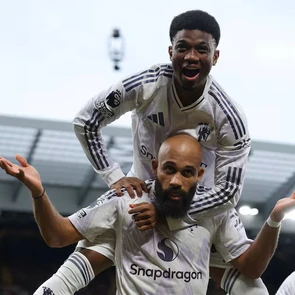 Lịch thi đấu vòng 35 Ngoại hạng Anh: tâm điểm Liverpool đấu Man United