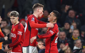 Man United đánh bại Chelsea bằng cú đúp của Scott McTominay