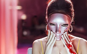 “Mask Girl”: Khi thế giới chỉ dịu dàng với những người xinh đẹp