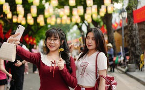 Dạo quanh Hà Nội qua những địa điểm nổi tiếng