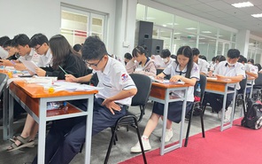 Học sinh khám phá toán học qua máy tính cầm tay