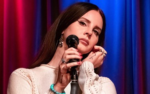 Lana Del Rey và bạn trai xin giấy phép kết hôn thành công