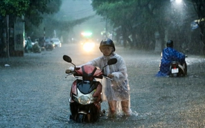 Thời tiết hôm nay 15-10: Bắc Bộ còn mưa to, Nam Bộ giảm mưa