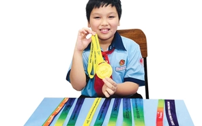 Gương mặt Con ngoan trò giỏi: Cậu bạn 2 tuổi biết đọc tiếng Việt, 3 tuổi quen mặt tiếng Anh