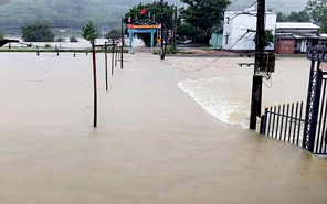 Hôm nay 22-10, dự báo mưa lớn từ Hà Tĩnh đến Quảng Ngãi do ảnh hưởng bão số 12 Thần Gió