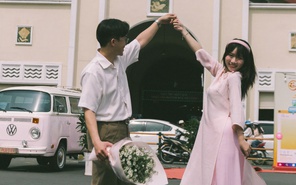 Chỉ mới cuối tháng 10, bạn trẻ đã rục rịch chụp ảnh áo dài Tết