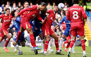 Chelsea đánh bại Liverpool ở phút bù giờ