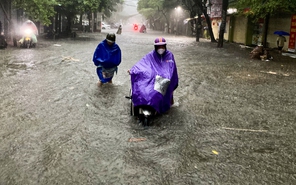 Hà Nội, Thái Nguyên mưa đặc biệt lớn, chiều nay vẫn còn mưa