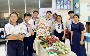 Làm quen với CLB Nghệ thuật Ẩm thực Trường THPT Nguyễn Văn Cừ