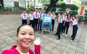 Teen THCS Phước Thắng gây sốt với báo tường con thuyền mừng 20-11