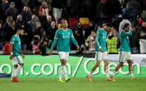 Vòng 12 Ngoại hạng Anh: Chelsea thăng hoa, Liverpool chìm trong khủng hoảng