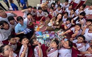 Trường tiểu học Bùi Hữu Nghĩa gửi nắng ấm đến học trò miền Trung