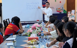 CLB Sáng tác Khăn Quàng Đỏ khám phá bí kíp làm thơ từ nhà thơ Hồ Huy Sơn