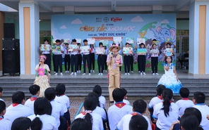 Tiết mục văn nghệ đặc biệt của teen Trường THCS Long Thọ tại Công tắc khoa học