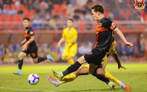 Ninh Bình thắng ngược trong trận cầu mãn nhãn trên sân Thống Nhất