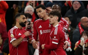 Vòng 16 Ngoại hạng Anh: Liverpool thắng trong ngày Salah trở lại, Chelsea, Arsenal duy trì mạch thắng