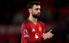 Ba lần vượt lên, Man United vẫn không thể có 3 điểm trước Bournemouth