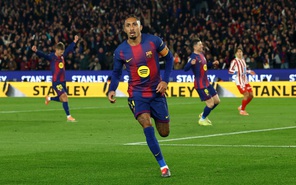 Barcelona hơn Real Madrid 4 điểm tại La Liga