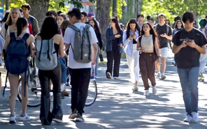 Canada đổi luật du học 2026: Học sinh Việt Nam cần chuẩn bị gì?