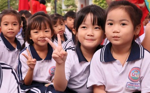 Lấp lánh nụ cười xinh từ những con ngoan trò giỏi Trường tiểu học Phước Thắng
