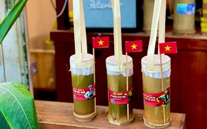 Những chiếc ly ống tre mang niềm tự hào dân tộc