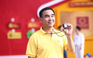 Bị nhà sản xuất Mái ấm gia đình Việt nói 'bội tín', MC Quyền Linh nói gì?