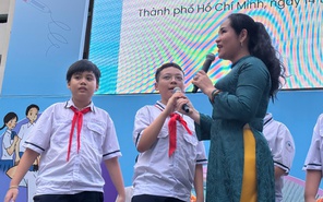 Học trò Trường THCS Nguyễn Du nhận bí quyết ứng phó với bạo lực học đường