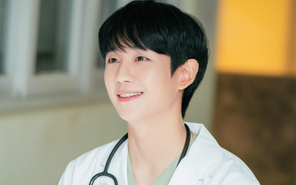 Jung Hae In làm khách mời trong phim mới; Jinyoung (GOT7) tái xuất cùng Park Bo Young