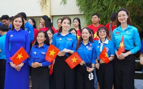 Thanh niên TP.HCM tự hào hòa ca tại lễ chào cờ Tôi yêu Tổ quốc tôi