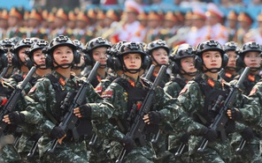Trang trọng, khí thế trong lễ diễu binh, diễu hành 30-4 tại TP.HCM