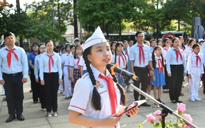 39 Cháu ngoan Bác Hồ thực hiện hành trình Em yêu thành phố của em