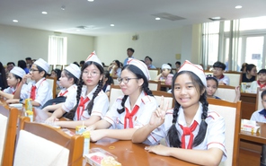 Loạt bài Ngời sáng hoa xuân đất nước: Nhớ mãi ký ức Cháu ngoan Bác Hồ