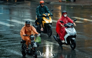 Thời tiết Nam Bộ tiếp tục được cảnh báo mưa dông kèm lốc, sét