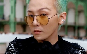 Lightstick hoa cúc khuyết của G-Dragon nóng nhất mạng xã hội hôm nay