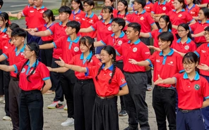 Sôi nổi Khai mạc hè và ra quân Chiến dịch tình nguyện Hoa phượng đỏ