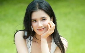 Nhờ phim này, Trương Tịnh Nghi chứng minh mình không chỉ hợp với phim hiện đại